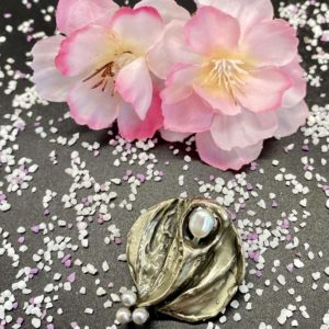 Silber (800er) Brosche mit Perlen