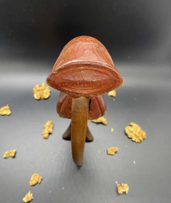 Nussknacker aus Holz geschnitzt – Bild 3