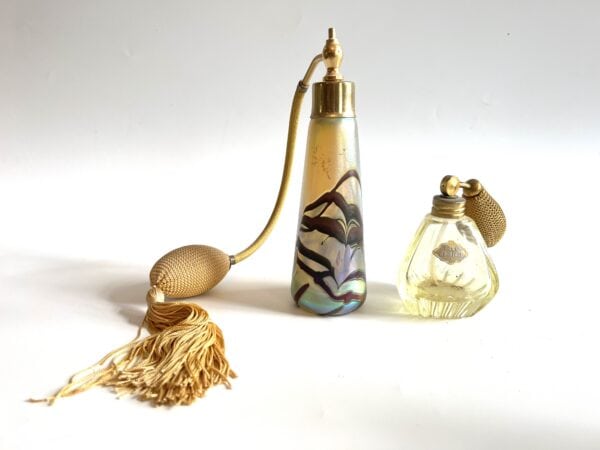 2 antike Parfumflakons