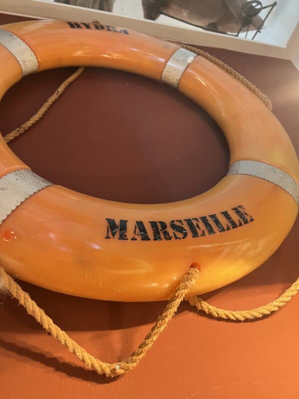 Alter Rettungsring vom Schiff Hydra Marseille - Image 2
